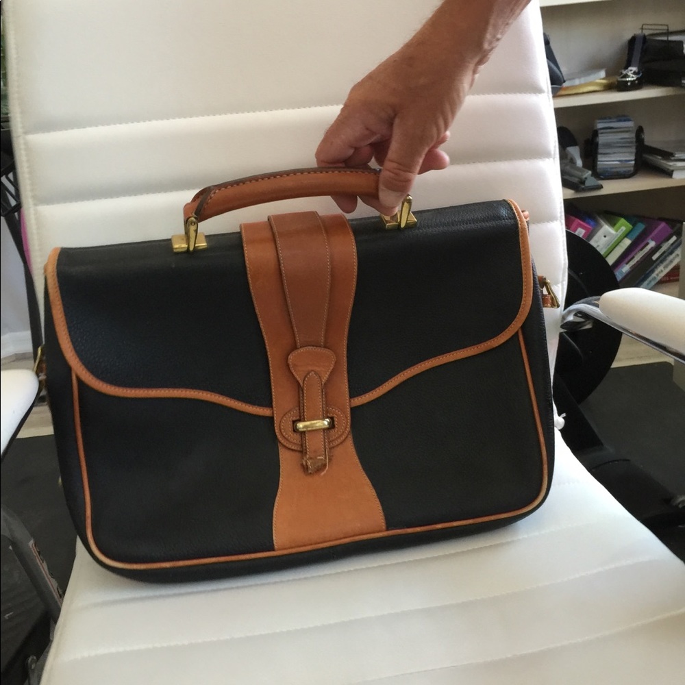 Dooney and Bourke-Large Leather laptop bag